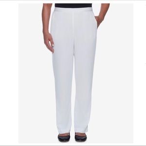 Alfred Dunner Pull On Crinkle Shorter Length Pants
